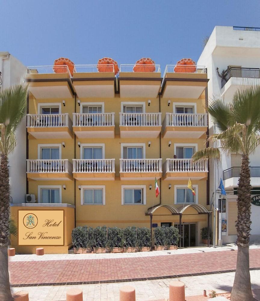 Hotel Orizzonte Letojanni Ngoại thất bức ảnh